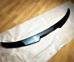 Spoiler me fibër karboni i përshtatshëm për BMW Seria 5 M5 - 3