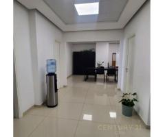 Zyre Per Qira Ne Rrugen E Kavajes - 4