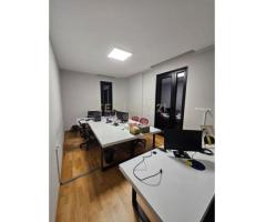 Ambient Zyre me Qira në Rr. e Elbasanit - 2