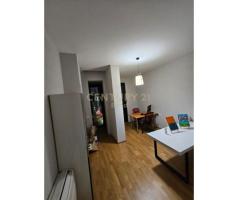 Ambient Zyre me Qira në Rr. e Elbasanit - 4