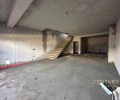 OKAZION! SHITET TRIPLEX TEK KOMPLEKSI "SWAN", LIQENI FARKES, TIRANE! - 3