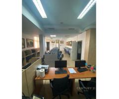 OKAZION!!! Shitet Ambjent Komercial 216.5m2 pranë Ambasadës Amerikane. - 4