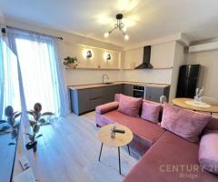 APARTAMENT 1 + 1 ME QIRA PRANE KOPSHTIT BOTANIK