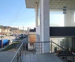 Shitet Dyqan / Hapsire per kthim ne apartament Rruge Kryesore Lushnje - 7