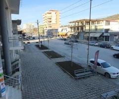 Shitet Dyqan / Hapsire per kthim ne apartament Rruge Kryesore Lushnje - 8