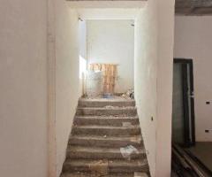 SHITET NJËSI KOMERCIALE MUNDËSI KTHIMI NË APARTAMENTE DHOMA QIRA QENDER QYTETI LUSHNJE - 8