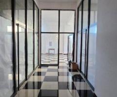 SHITET DYQAN PRANE QENDRES SANITARE LUSHNJE - 2