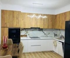 Apartament me qera ne tirane, Yzberisht