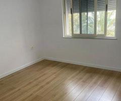 Shtepi ne shitje perballe shkolles Sabaudin Gabrani, 21 Dhjetori, Tirane - 3