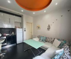 Apartament ne shitje ne qënder.Ap 2+1 Rr.Durrsit- KOLOSEU Okazion 2000€m2