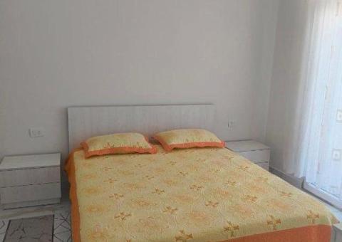 Apartament me qera ne tirane, rruga 5 maji