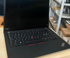 Lenovo THINKPAD T495