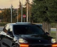 PORSCHE CAYENNE 3.0 V6 DIESEL PLATINIUM EDITION— 2015