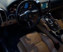 PORSCHE CAYENNE 3.0 V6 DIESEL PLATINIUM EDITION— 2015 - 4